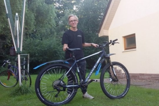20200907_181855WEB Justus präsentiert stolz sein Fahrrad