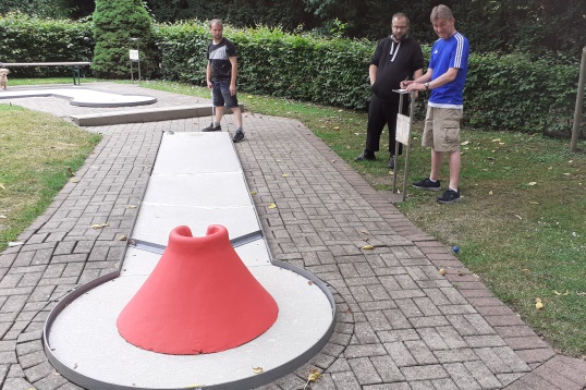 2022-06-30EinBLicküberdieSchulternderWegbegleiter