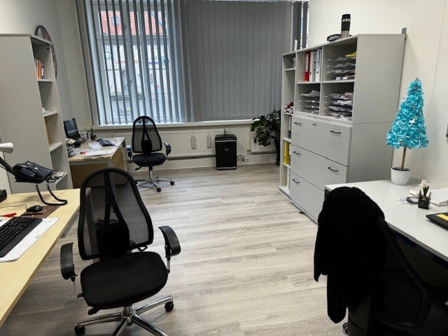 2024-04-04 Büro